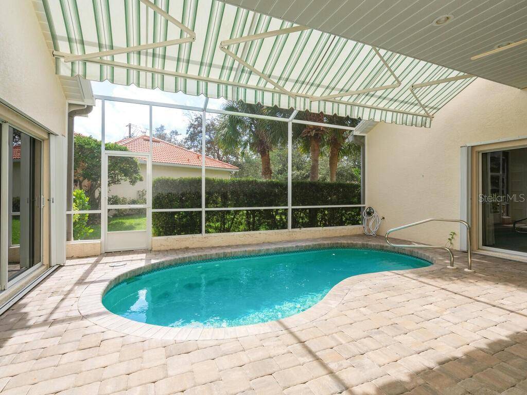 Venice, FL 34293,3732 CADBURY CIR #11