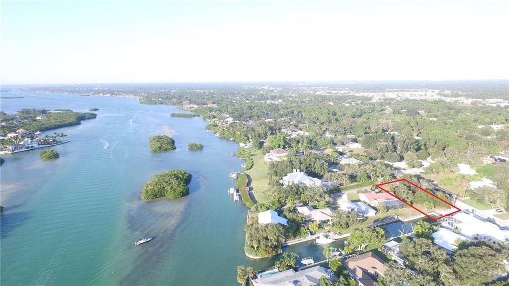 Nokomis, FL 34275,635 BAYSHORE RD