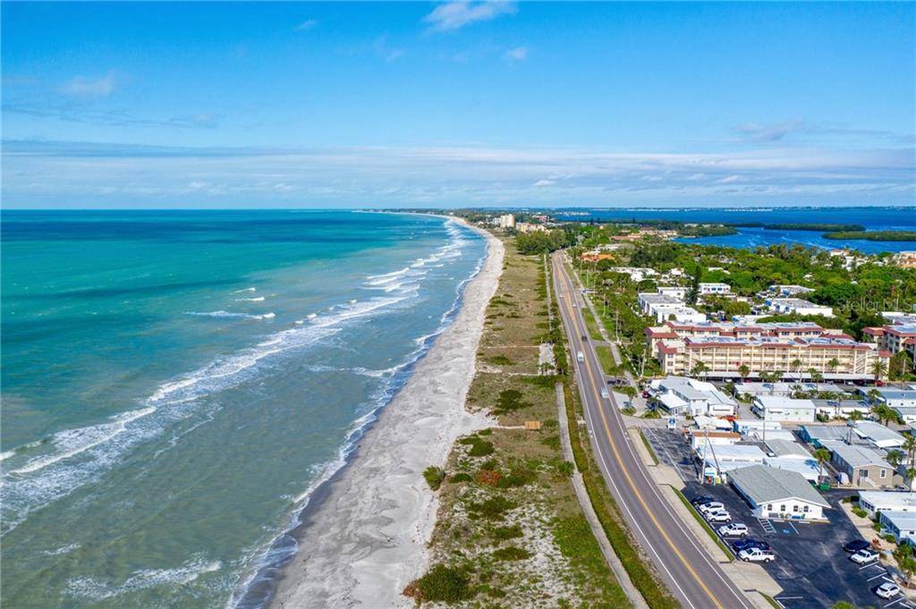 Longboat Key, FL 34228,82 TWIN SHORES BLVD