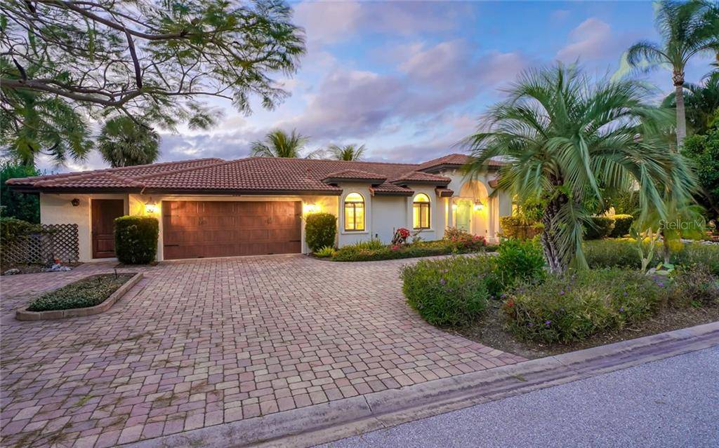 Longboat Key, FL 34228,595 BOWSPRIT LN