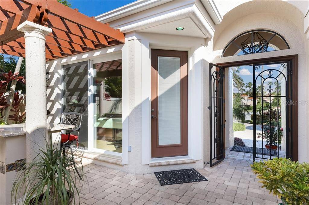 Longboat Key, FL 34228,3580 FAIR OAKS LN