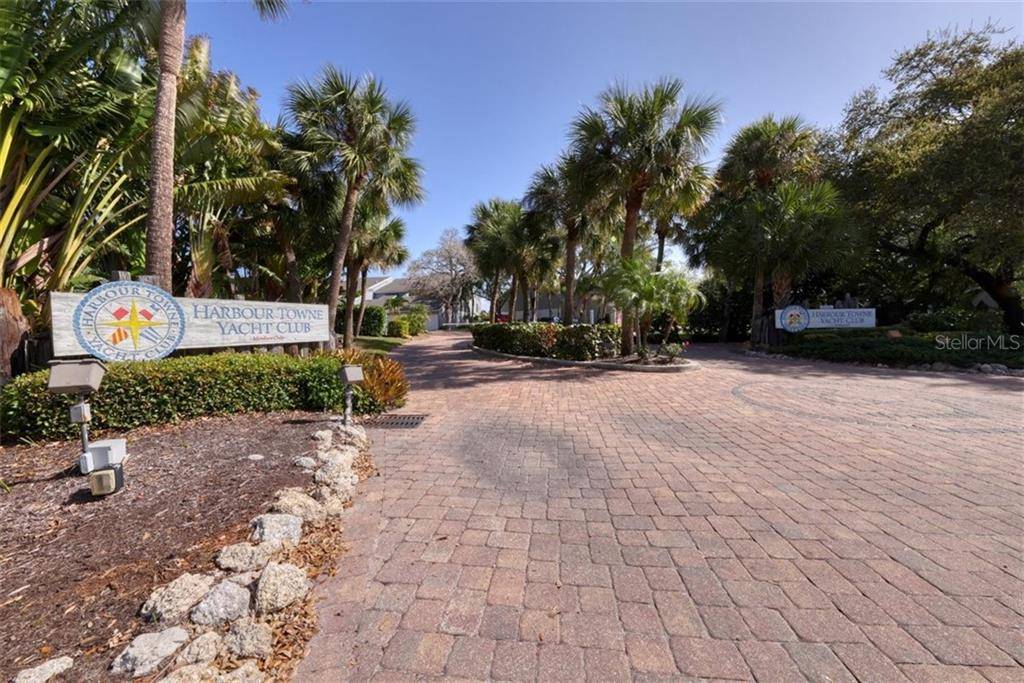 Sarasota, FL 34242,1215 DOCKSIDE PL #204