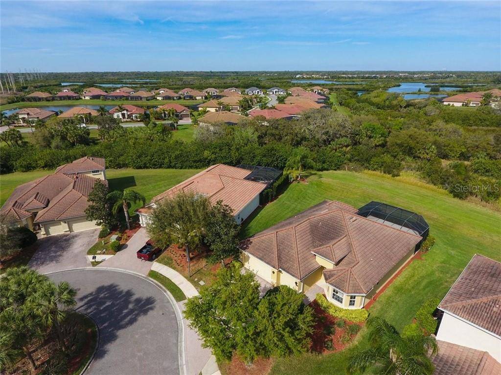 Bradenton, FL 34212,527 GRAND PRESERVE CV