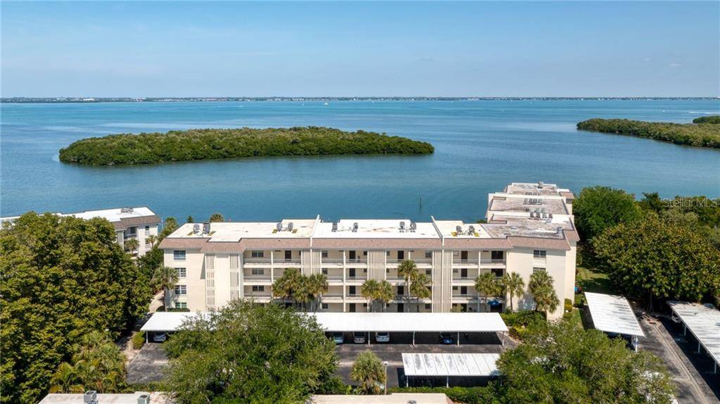 Longboat Key, FL 34228,600 SUTTON PL #101