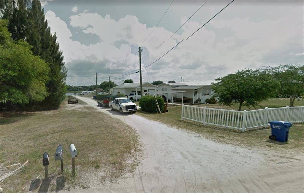 Dundee, FL 33838,923 FLORIDA AVE