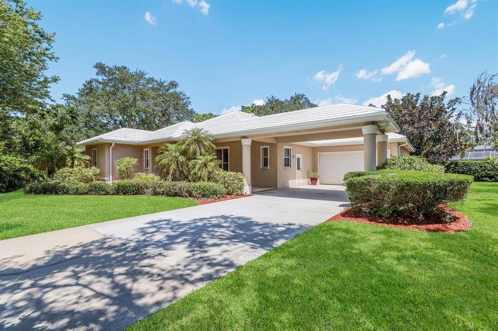 Osprey, FL 34229,619 OAK RIVER CT