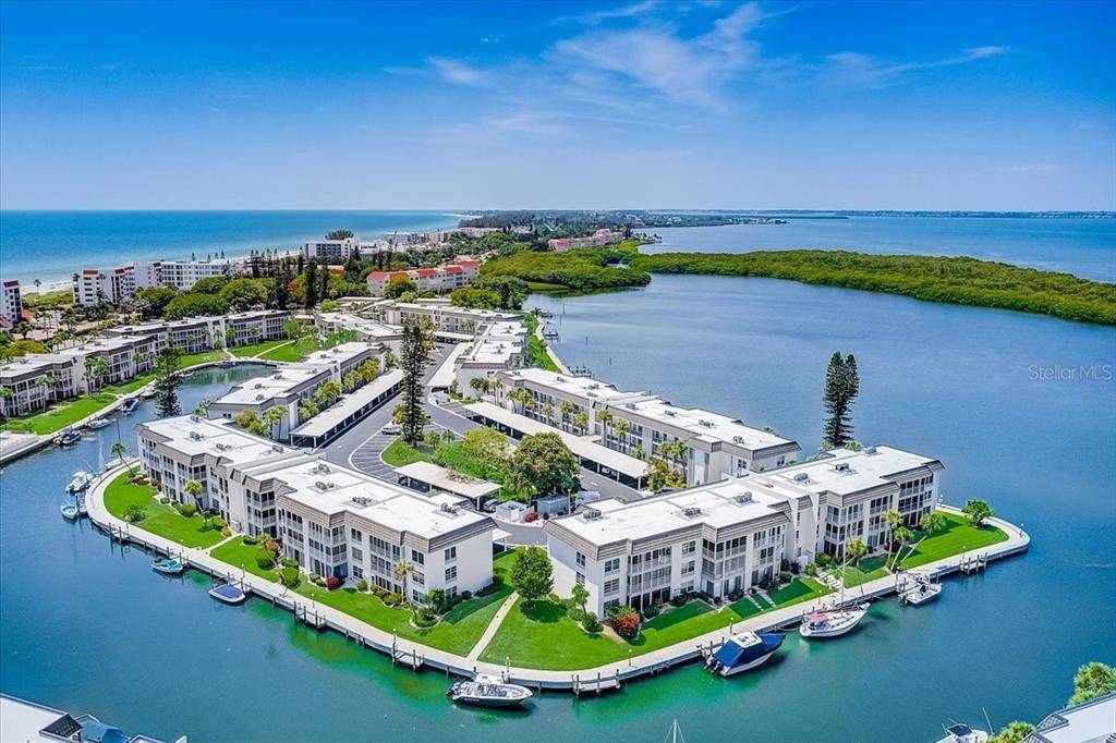 Longboat Key, FL 34228,4430 EXETER DR #201