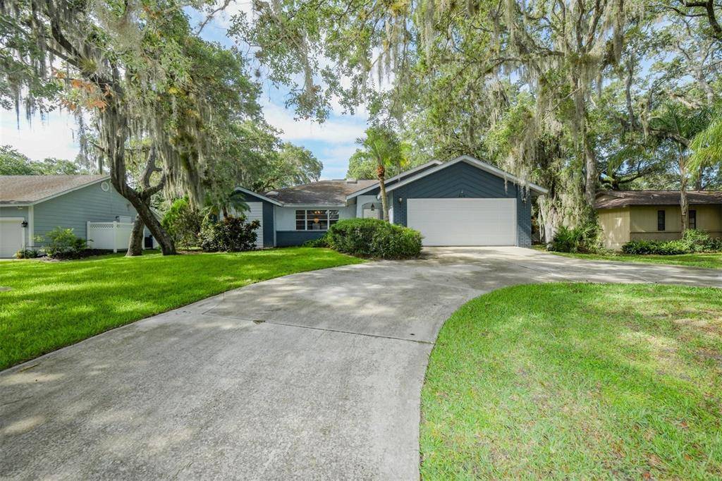 Sarasota, FL 34232,4678 ROBIN HOOD TRL E