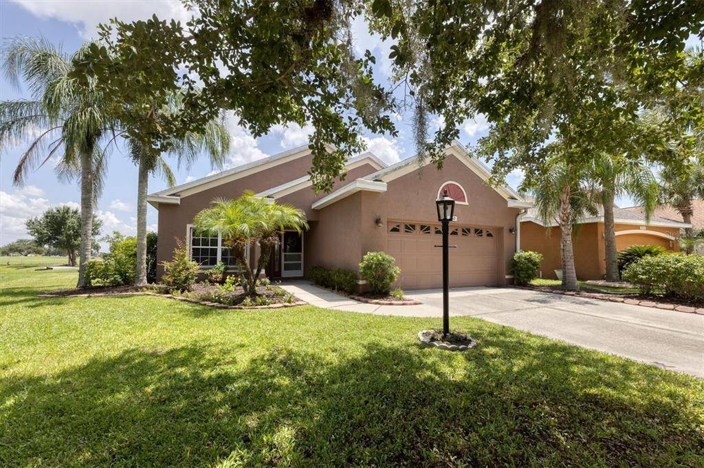 Bradenton, FL 34212,850 SPRINGWOOD CIR