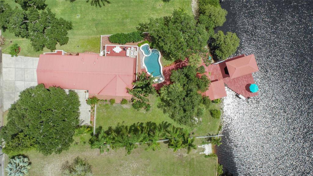 Ruskin, FL 33570,1204 FRISBIE RD