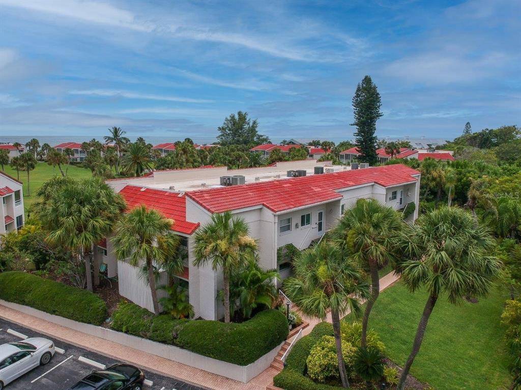 Longboat Key, FL 34228,7125 GULF OF MEXICO DR #11