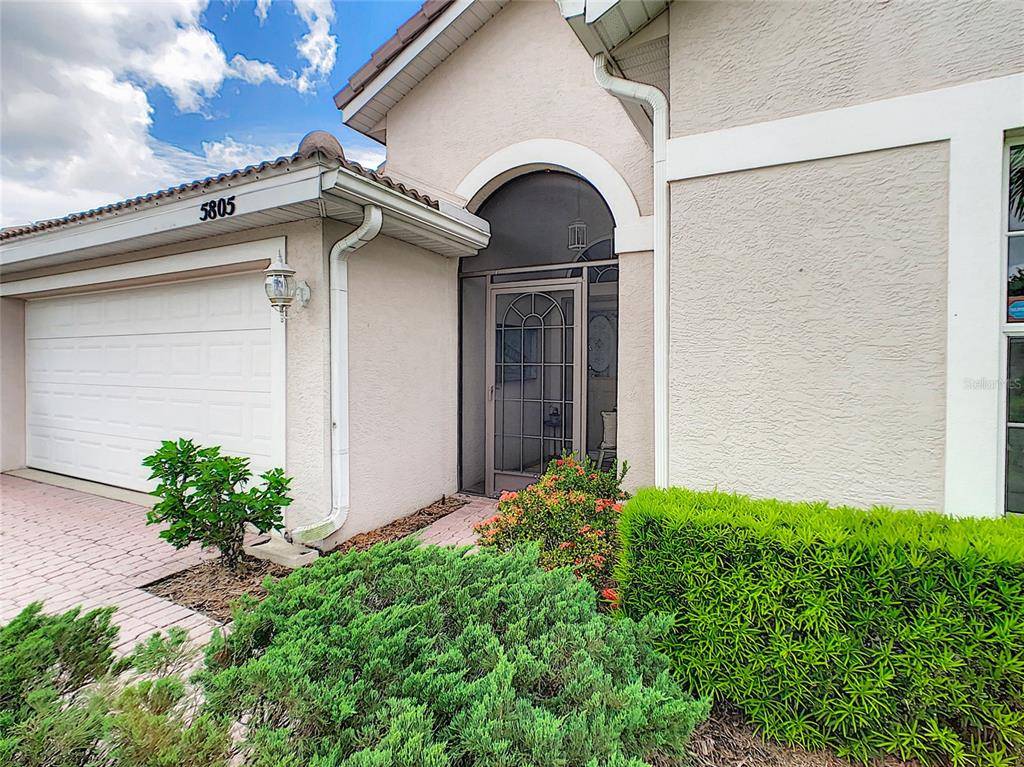 Sarasota, FL 34243,5805 FAIRWOODS CIR