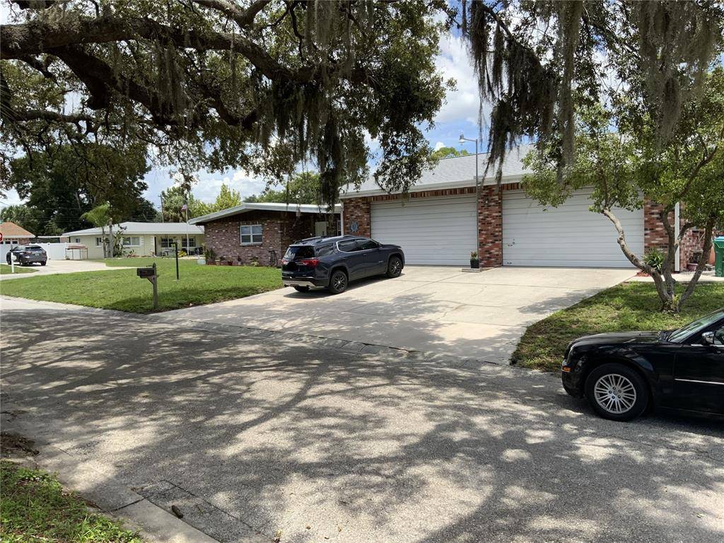 Seminole, FL 33778,10493 109TH WAY