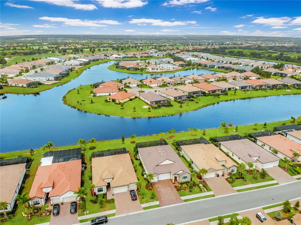 Lakewood Ranch, FL 34202,7027 WHITTLEBURY TRL