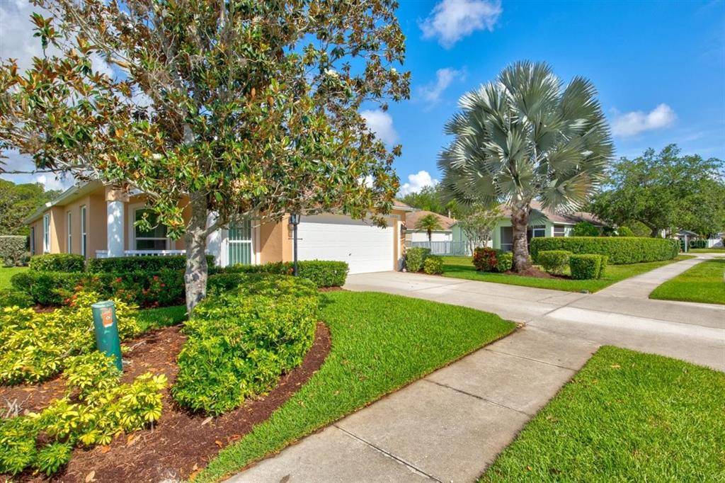 Lakewood Ranch, FL 34202,12023 WINDING WOODS WAY