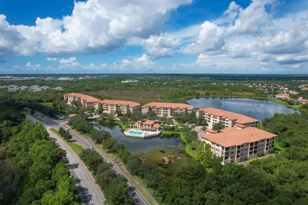 Lakewood Ranch, FL 34202,7702 LAKE VISTA CT #305