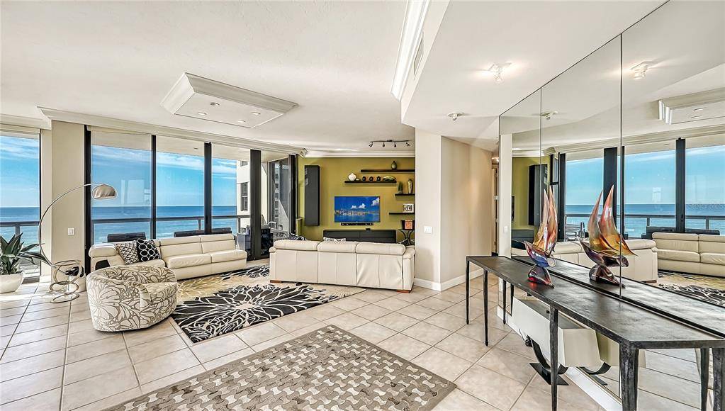 Longboat Key, FL 34228,1241 GULF OF MEXICO DR #805