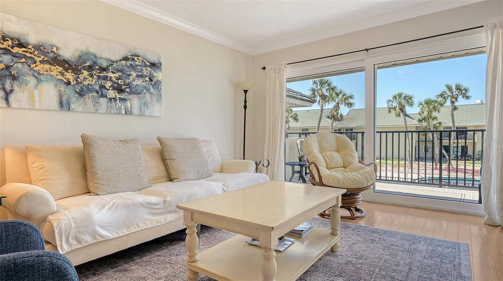 Sarasota, FL 34242,4660 OCEAN BLVD #B2