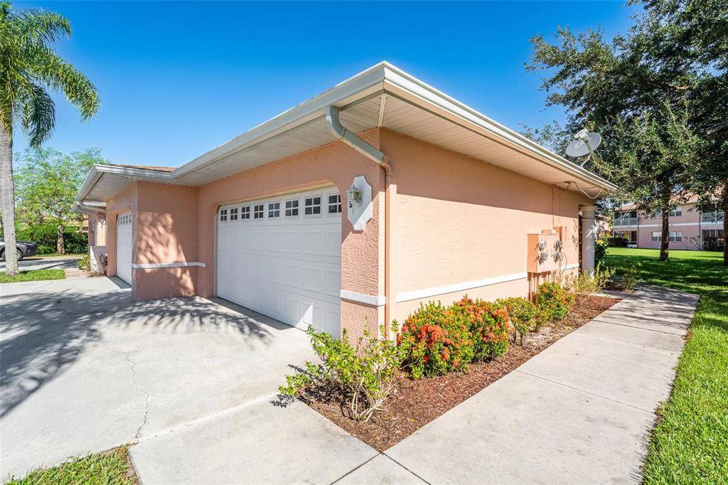 Lehigh Acres, FL 33936,20025 LAKE VISTA CIR #6D (3)