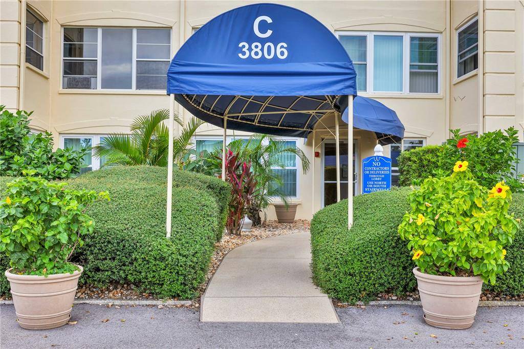 Longboat Key, FL 34228,3806 GULF OF MEXICO DR DR #C210