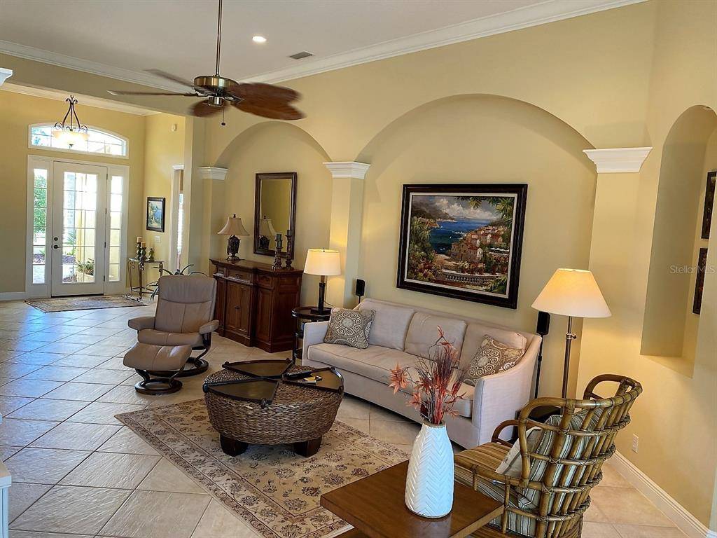 Lakewood Ranch, FL 34202,7407 LAKE FOREST GLN