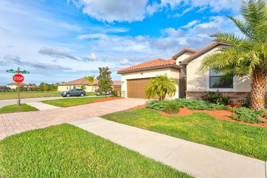 Venice, FL 34293,20634 PREGO PL