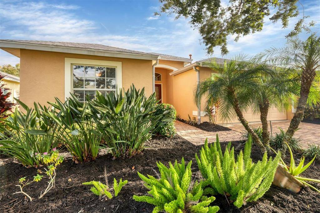 Sarasota, FL 34243,5068 CREEKSIDE TRL