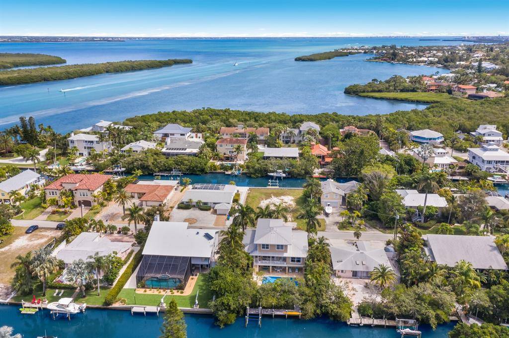 Longboat Key, FL 34228,723 MARBURY LN