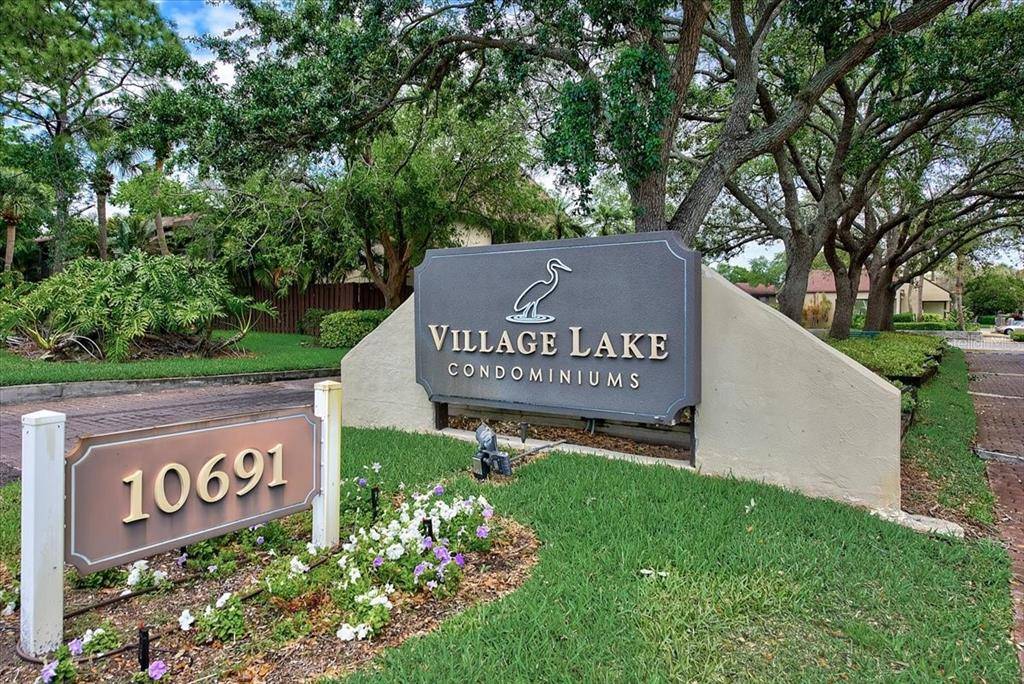 St Petersburg, FL 33716,780 S VILLAGE DR N #203