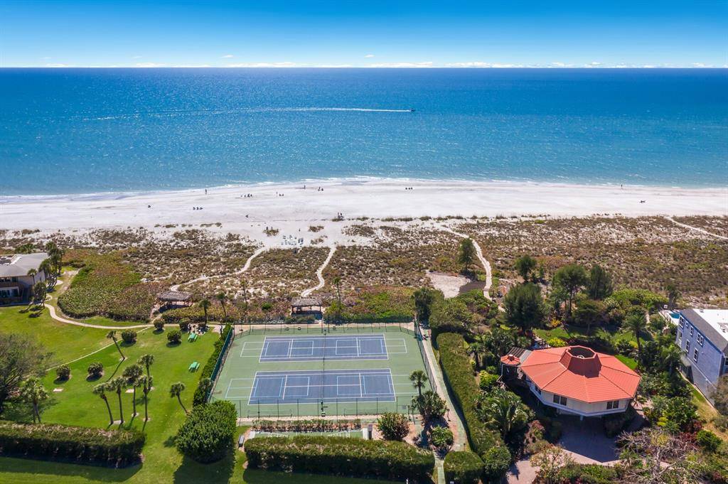 Longboat Key, FL 34228,6800 GULF OF MEXICO DR #186