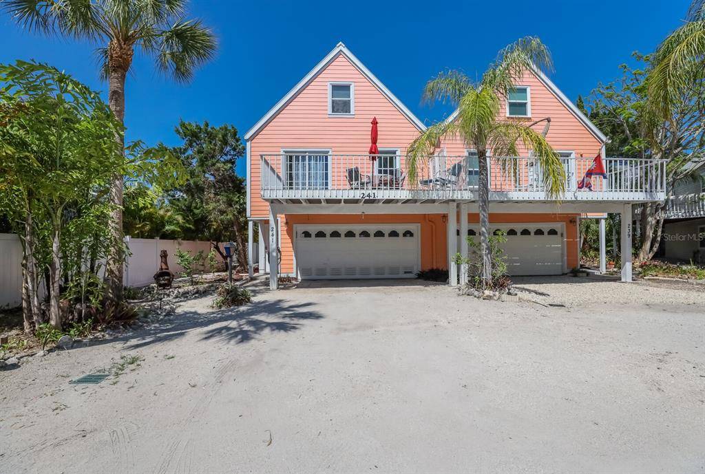 Holmes Beach, FL 34217,241 64TH ST