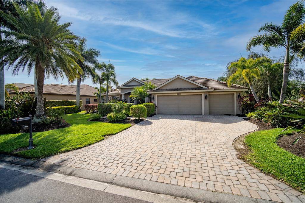 Sarasota, FL 34240,7956 MEGAN HAMMOCK WAY