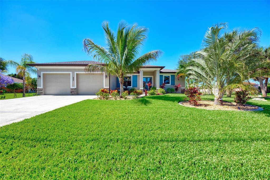 Rotonda West, FL 33947,227 LONG MEADOW LN