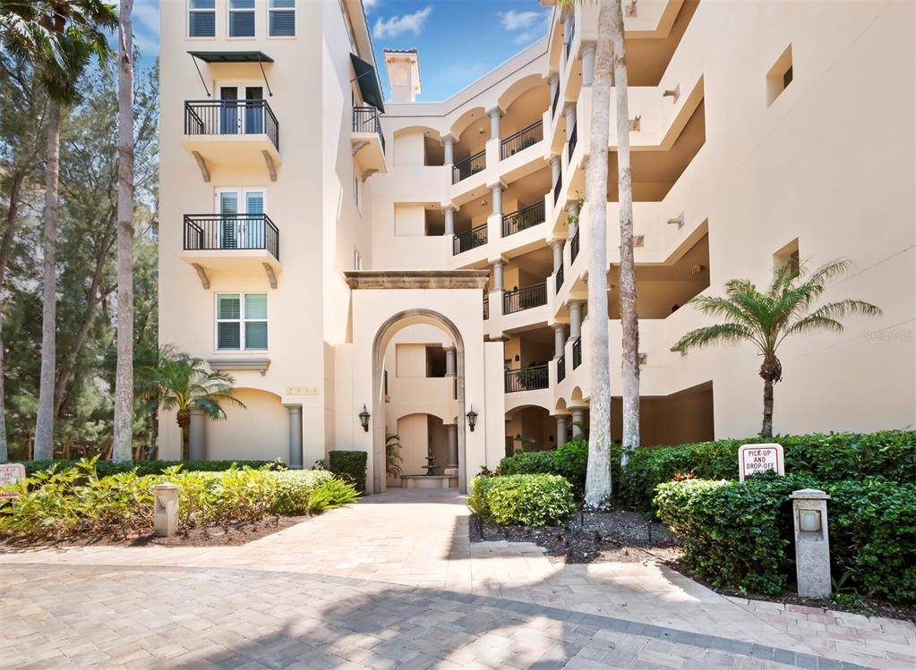 Longboat Key, FL 34228,2333 GULF OF MEXICO DR #1C2