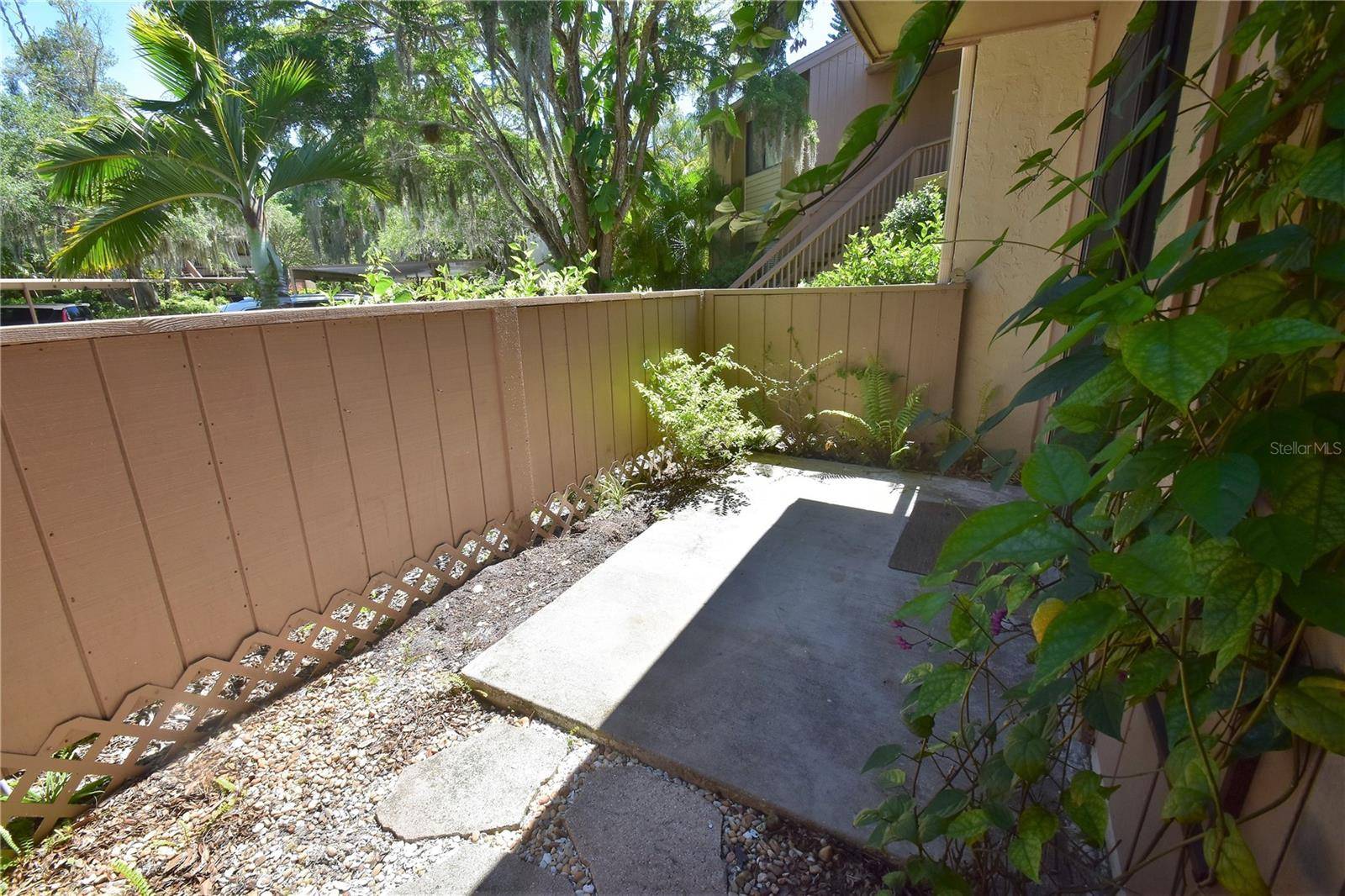 Sarasota, FL 34231,1647 BROOKHOUSE CT #BR145