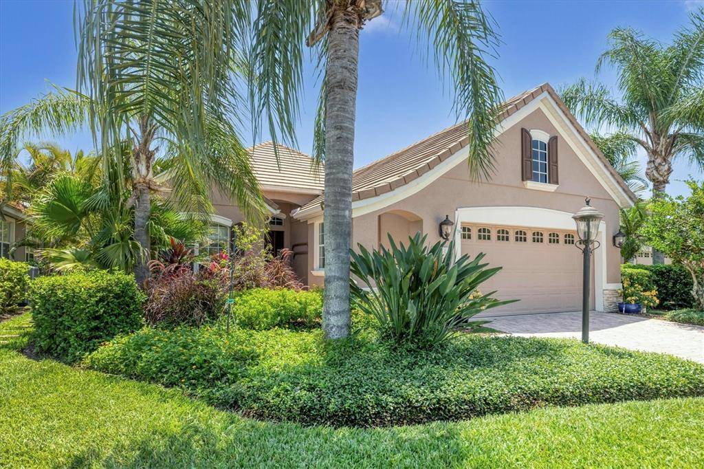 Lakewood Ranch, FL 34202,7415 LAKE FOREST GLN