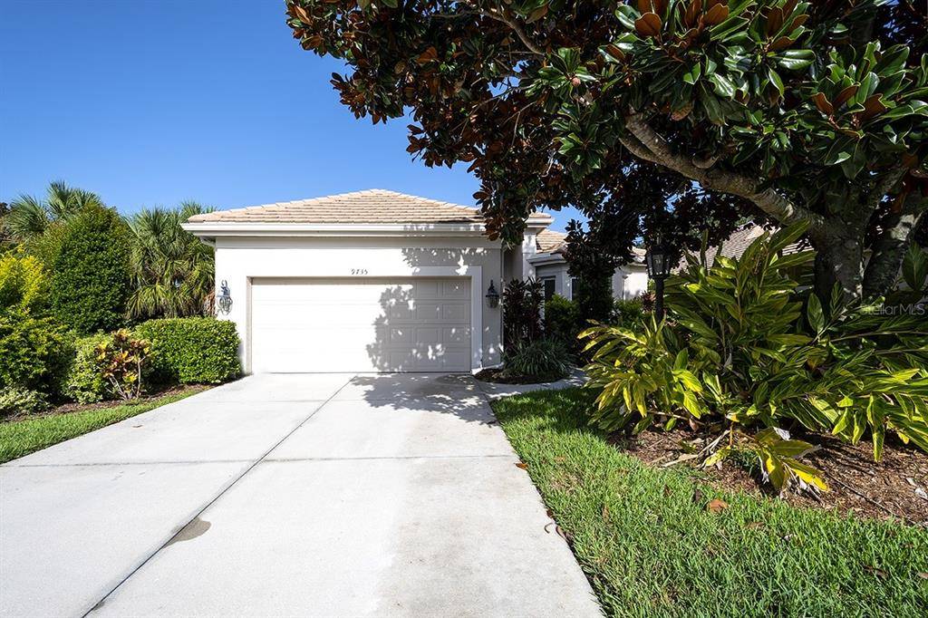 Bradenton, FL 34211,9735 53RD DR E