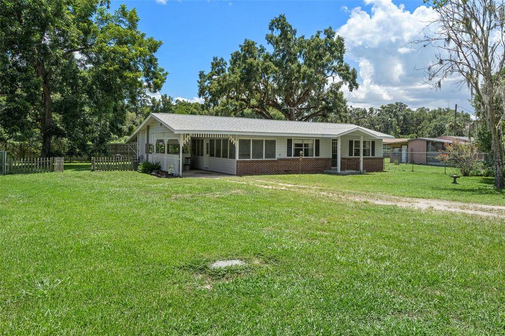 Brooksville, FL 34601,1228 OLMES RD