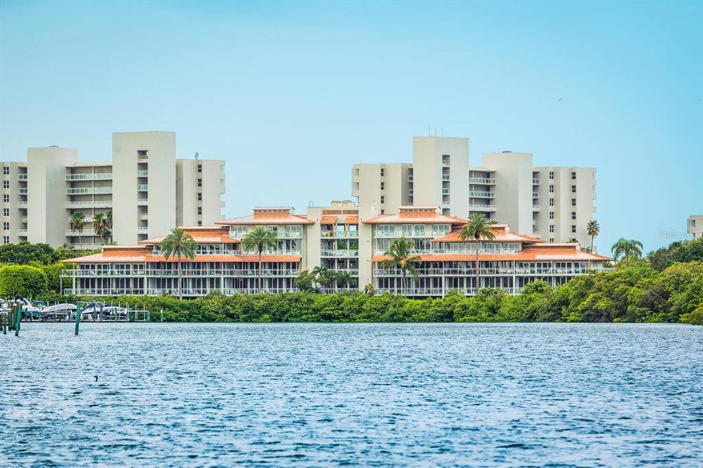 Longboat Key, FL 34228,225 SANDS POINT RD #6102