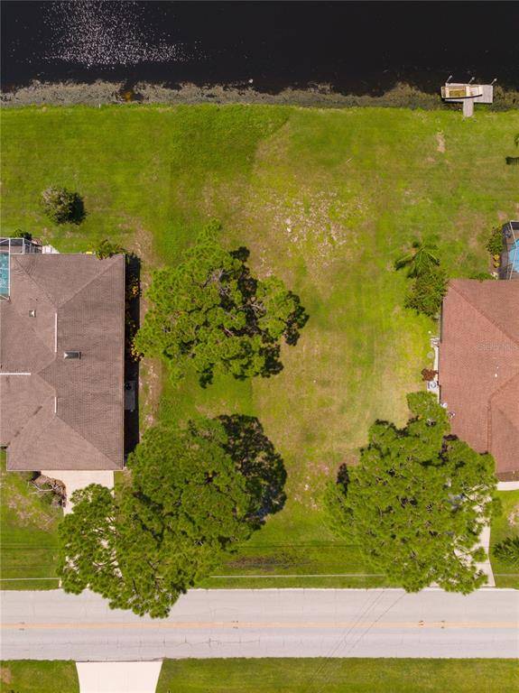 Rotonda West, FL 33947,235 ROTONDA CIR