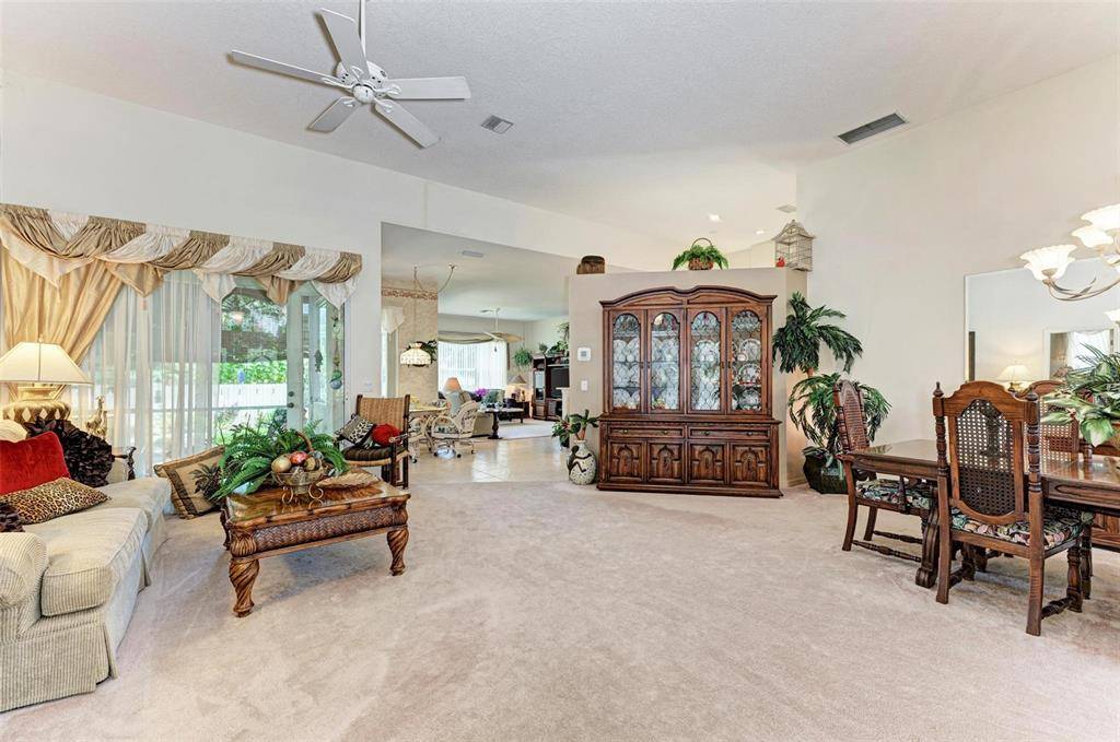 Venice, FL 34293,4741 ALLIGATOR DR