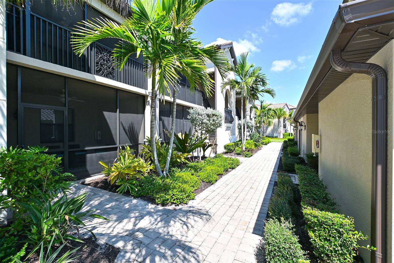 Bradenton, FL 34211,5567 PALMER CIR #104