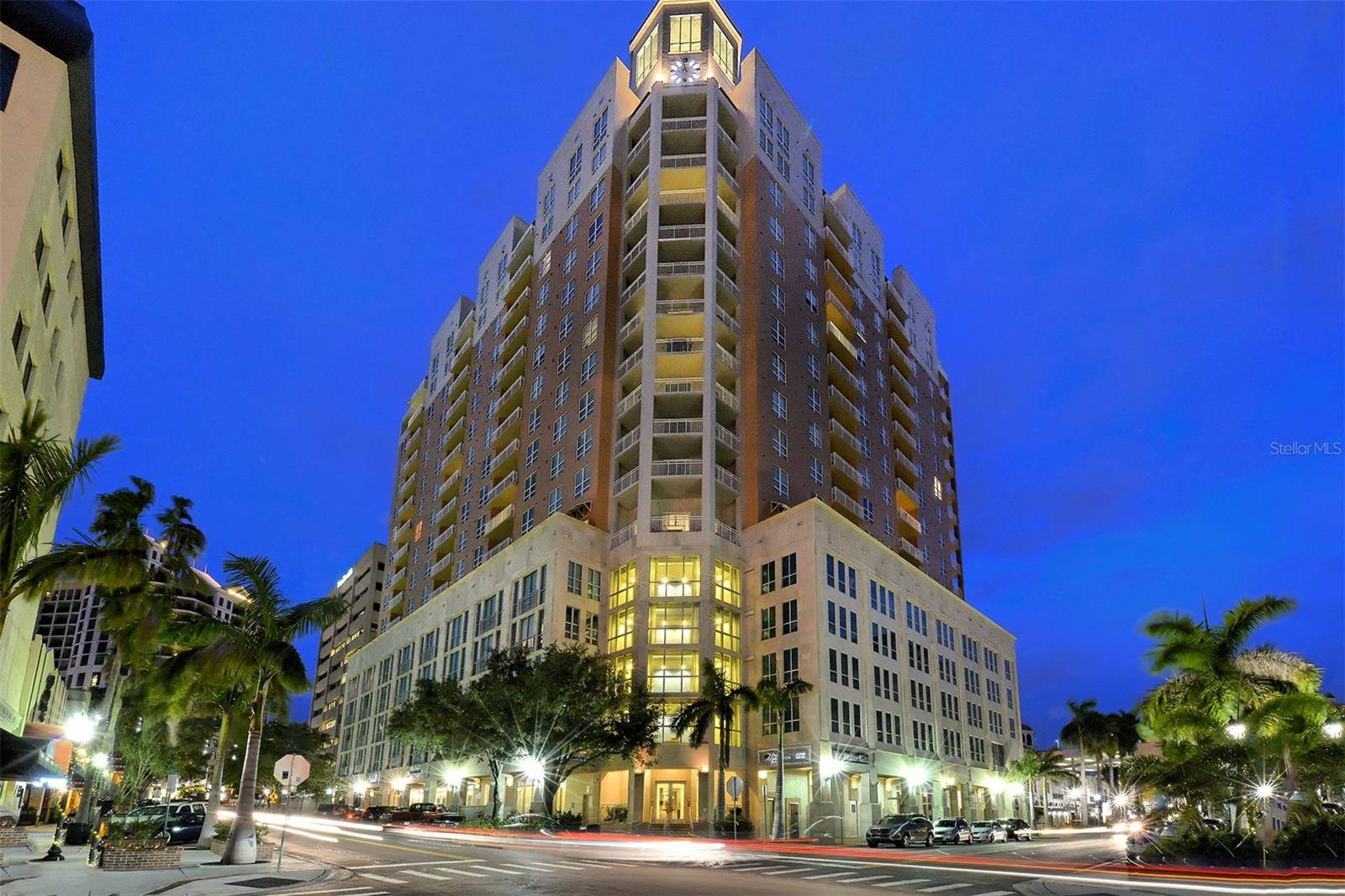 Sarasota, FL 34236,1350 MAIN ST #903