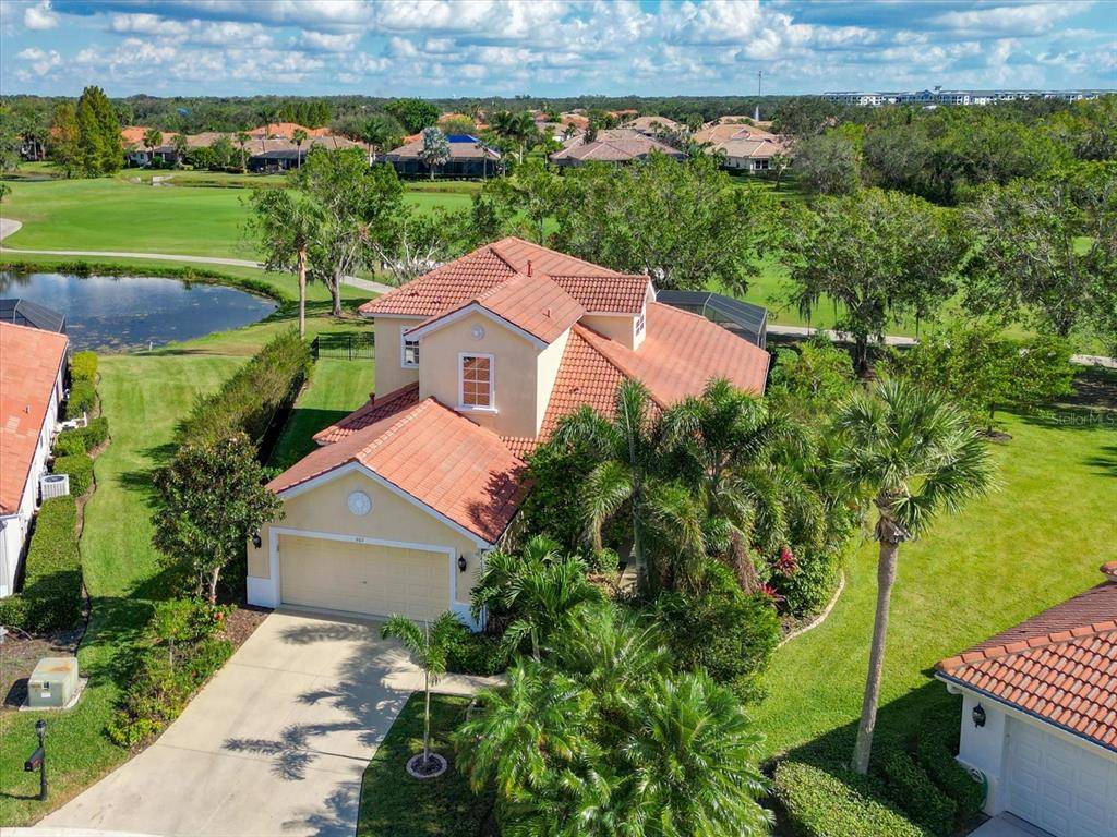 Bradenton, FL 34212,607 MISTY POND CT