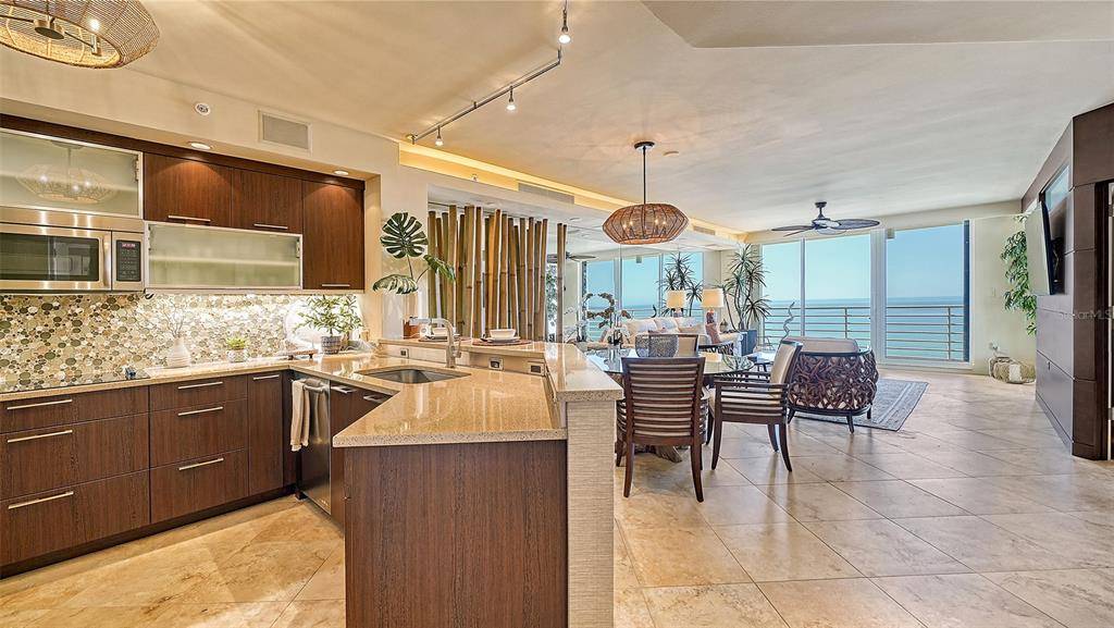 Longboat Key, FL 34228,2105 GULF OF MEXICO DR #3503