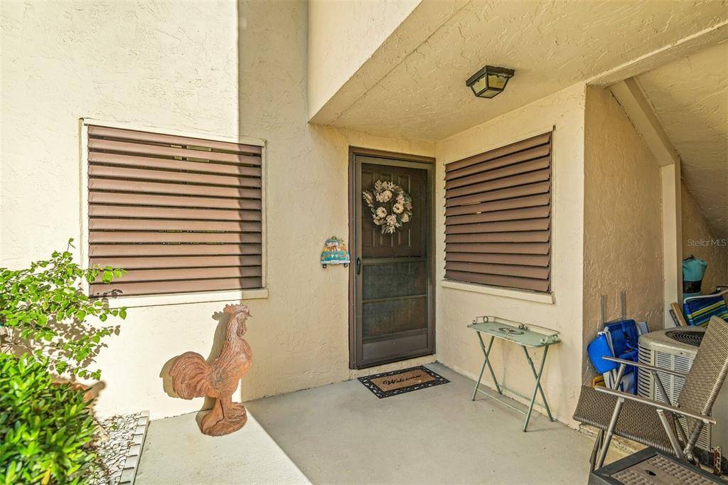 Sarasota, FL 34235,5193 LAKE VILLAGE DR #1