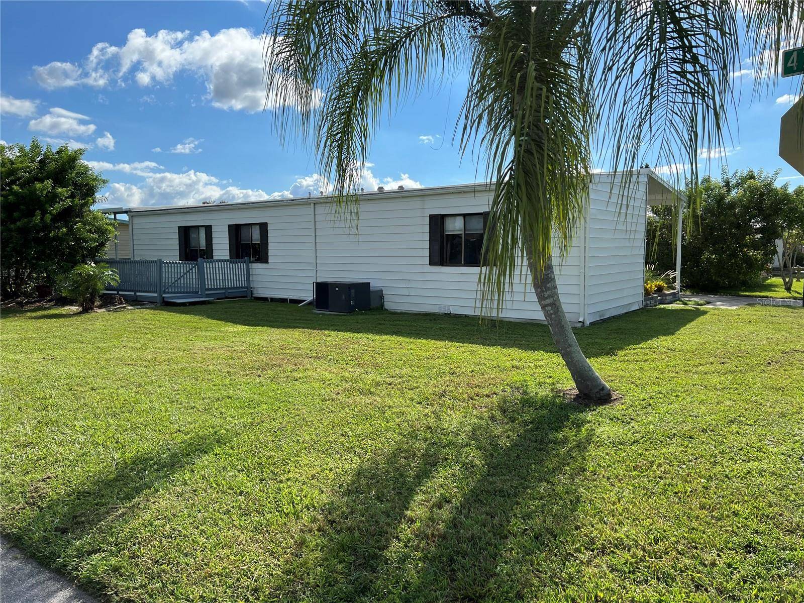 Palmetto, FL 34221,6710 36TH AVE E #222