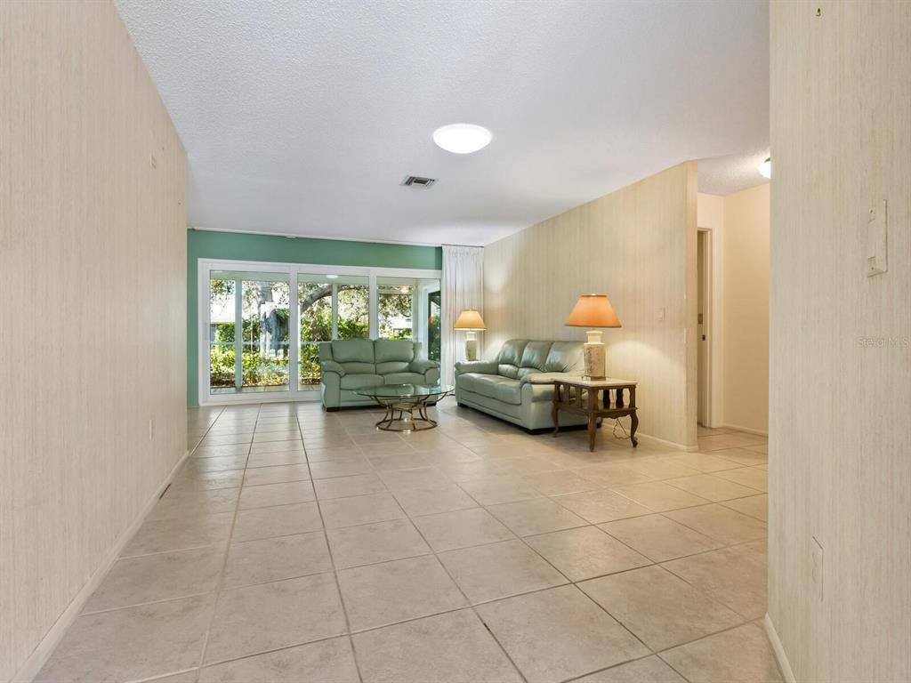 Sarasota, FL 34235,5246 VILLA MAJORCA CT #21