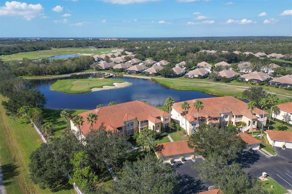 Lakewood Ranch, FL 34202,8422 WETHERSFIELD RUN #204