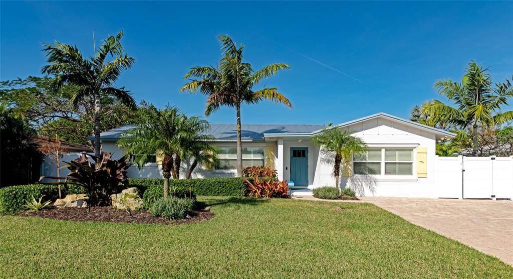 Anna Maria, FL 34216,103 GULL DR